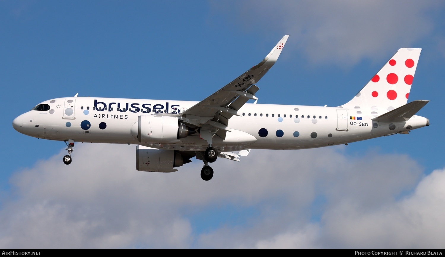 Aircraft Photo of OO-SBD | Airbus A320-251N | Brussels Airlines | AirHistory.net #730639