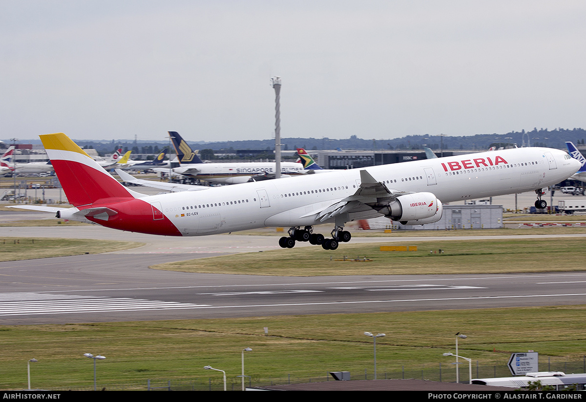 Aircraft Photo of EC-LEV | Airbus A340-642 | Iberia | AirHistory.net #730685