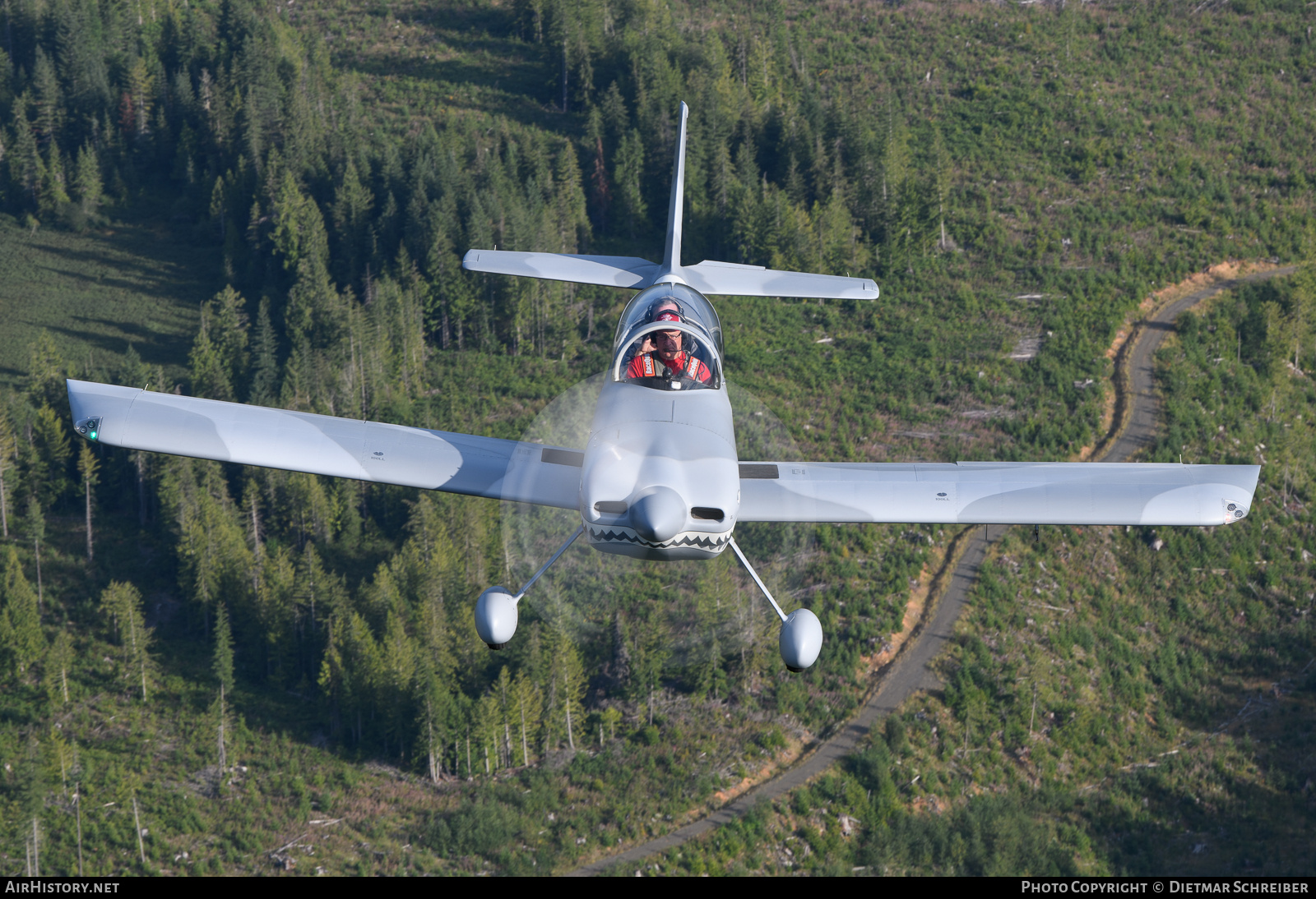 Aircraft Photo of C-FURH | Van's RV-8 | AirHistory.net #731062