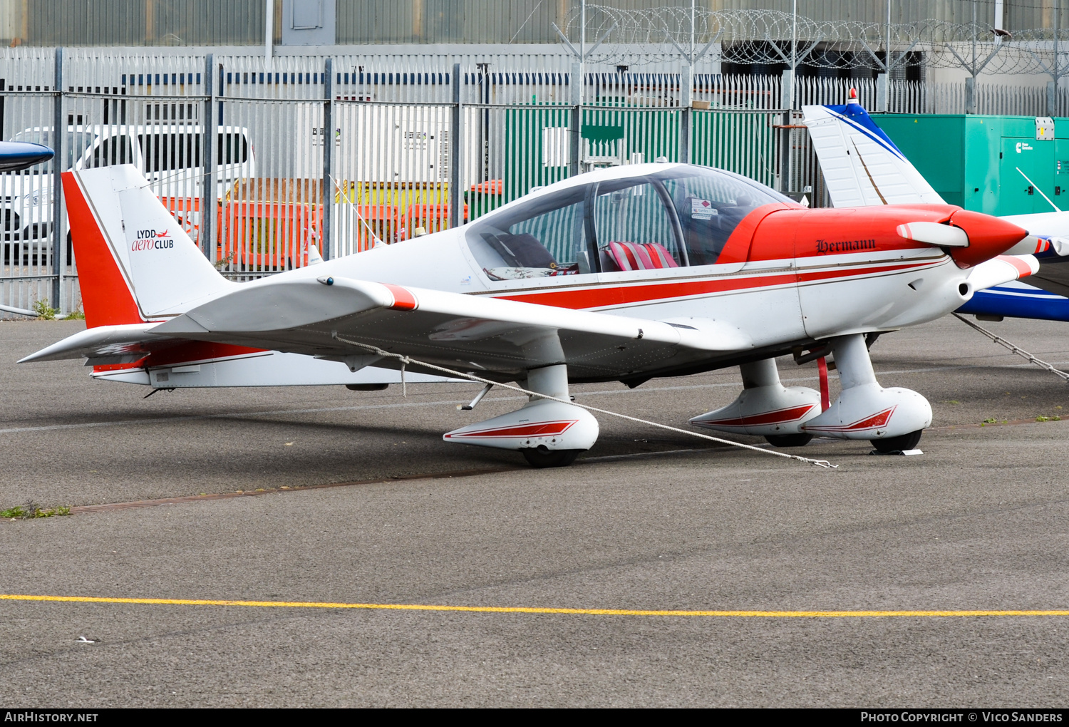 Aircraft Photo of G-EOMI | Robin HR-200-120B | Lydd Aero Club | AirHistory.net #731103
