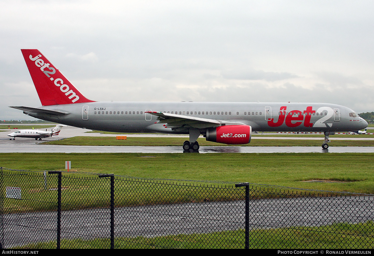 Aircraft Photo of G-LSAJ | Boeing 757-236 | Jet2 | AirHistory.net #731209