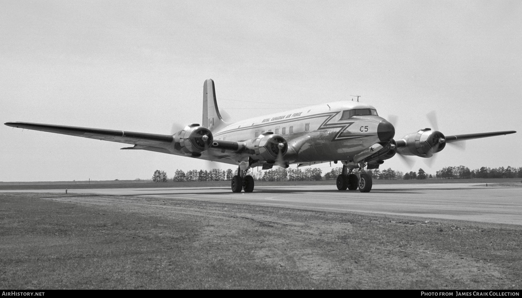 Aircraft Photo of 10000 | Canadair C-5 (CL-5) | Canada - Air Force | AirHistory.net #731275