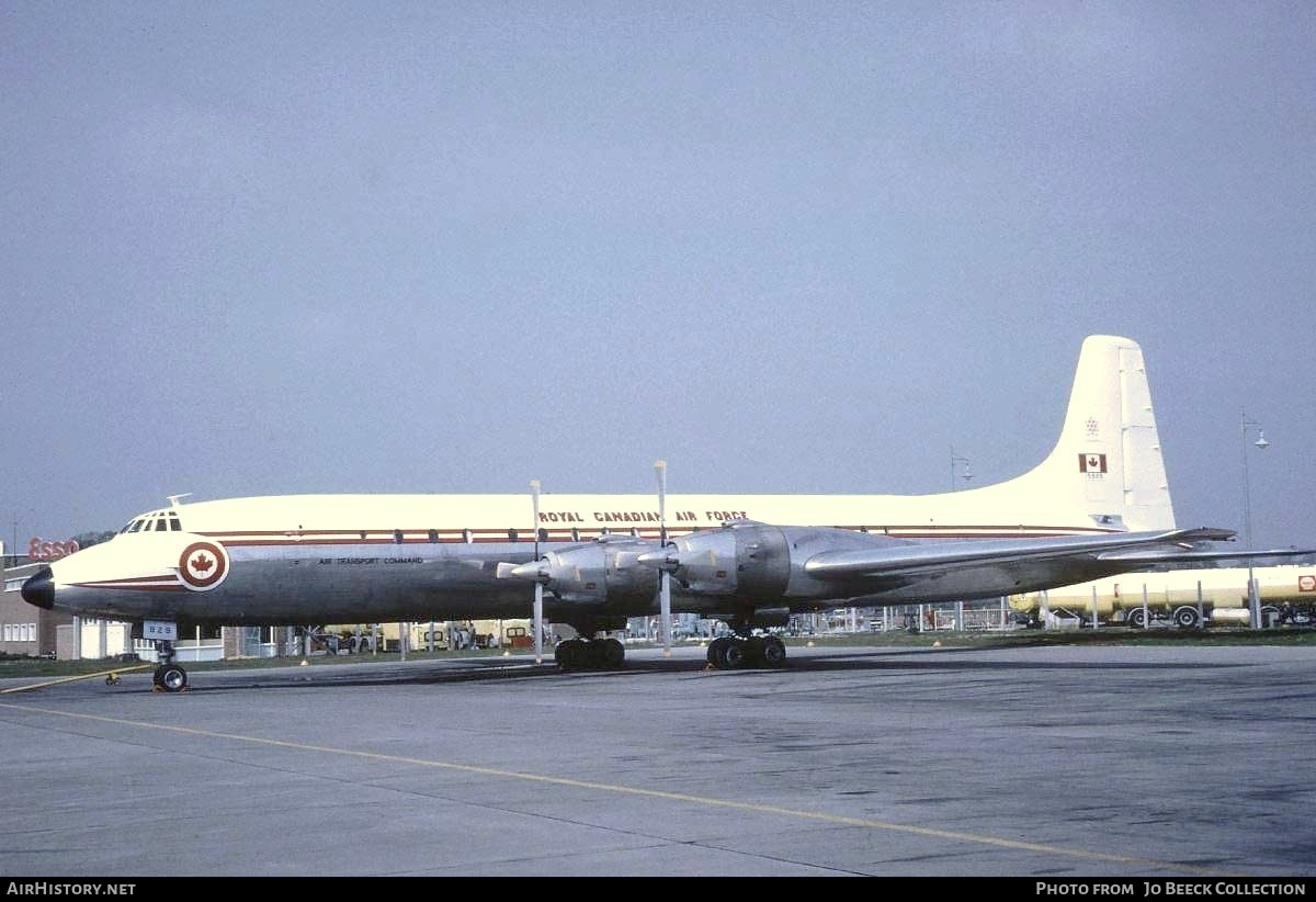 Aircraft Photo of 15929 | Canadair CC-106 Yukon (CL-44-6) | Canada - Air Force | AirHistory.net #731294