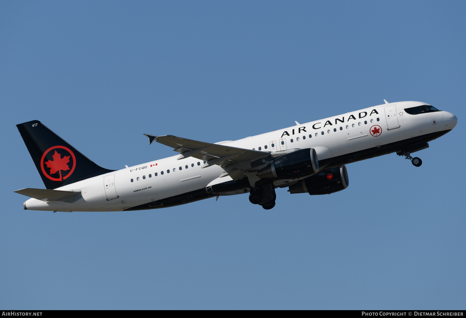 Aircraft Photo of C-FCQD | Airbus A320-214 | Air Canada | AirHistory.net #731337