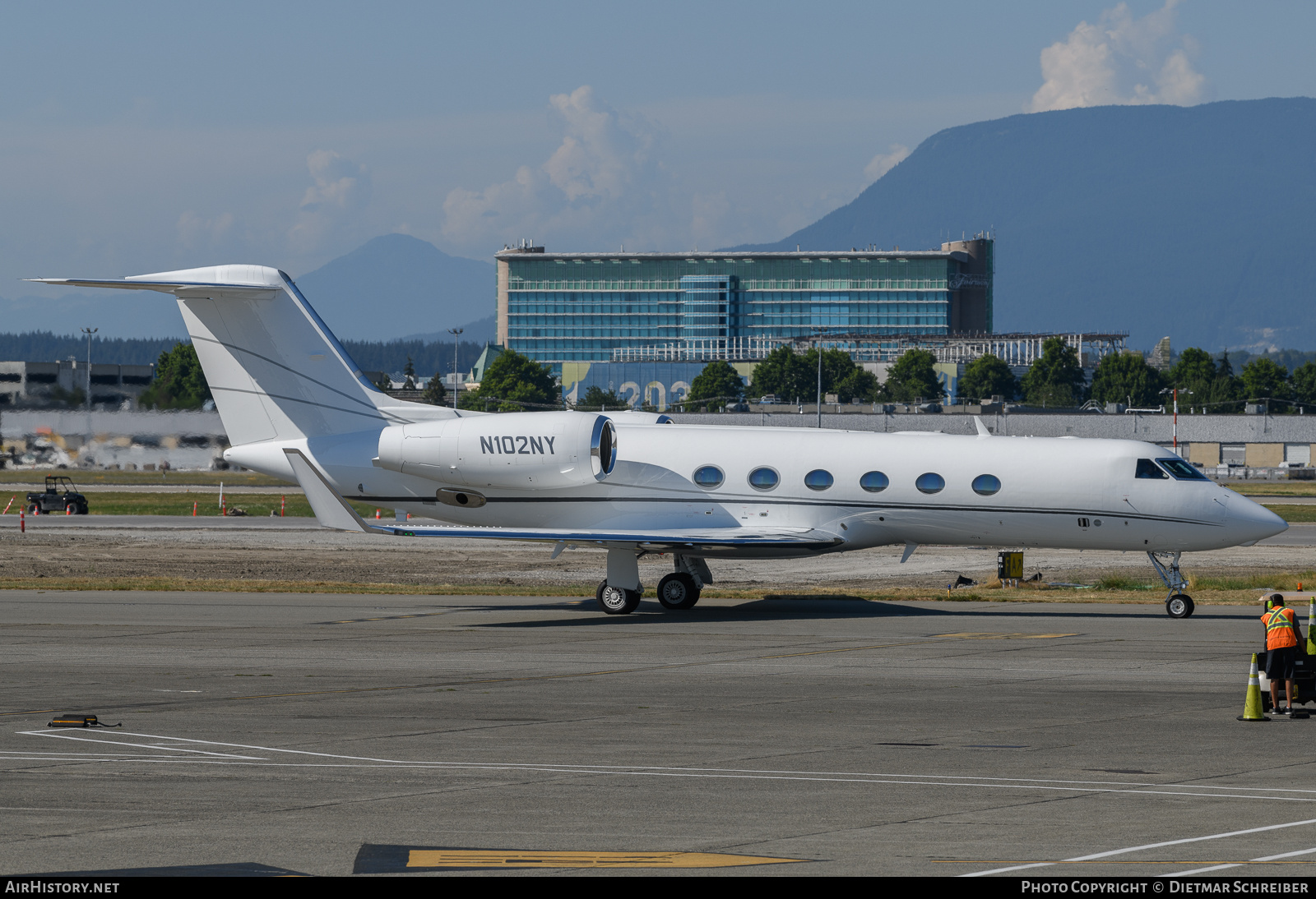 Aircraft Photo of N102NY | Gulfstream Aerospace G-IV-X Gulfstream G450 | AirHistory.net #731338