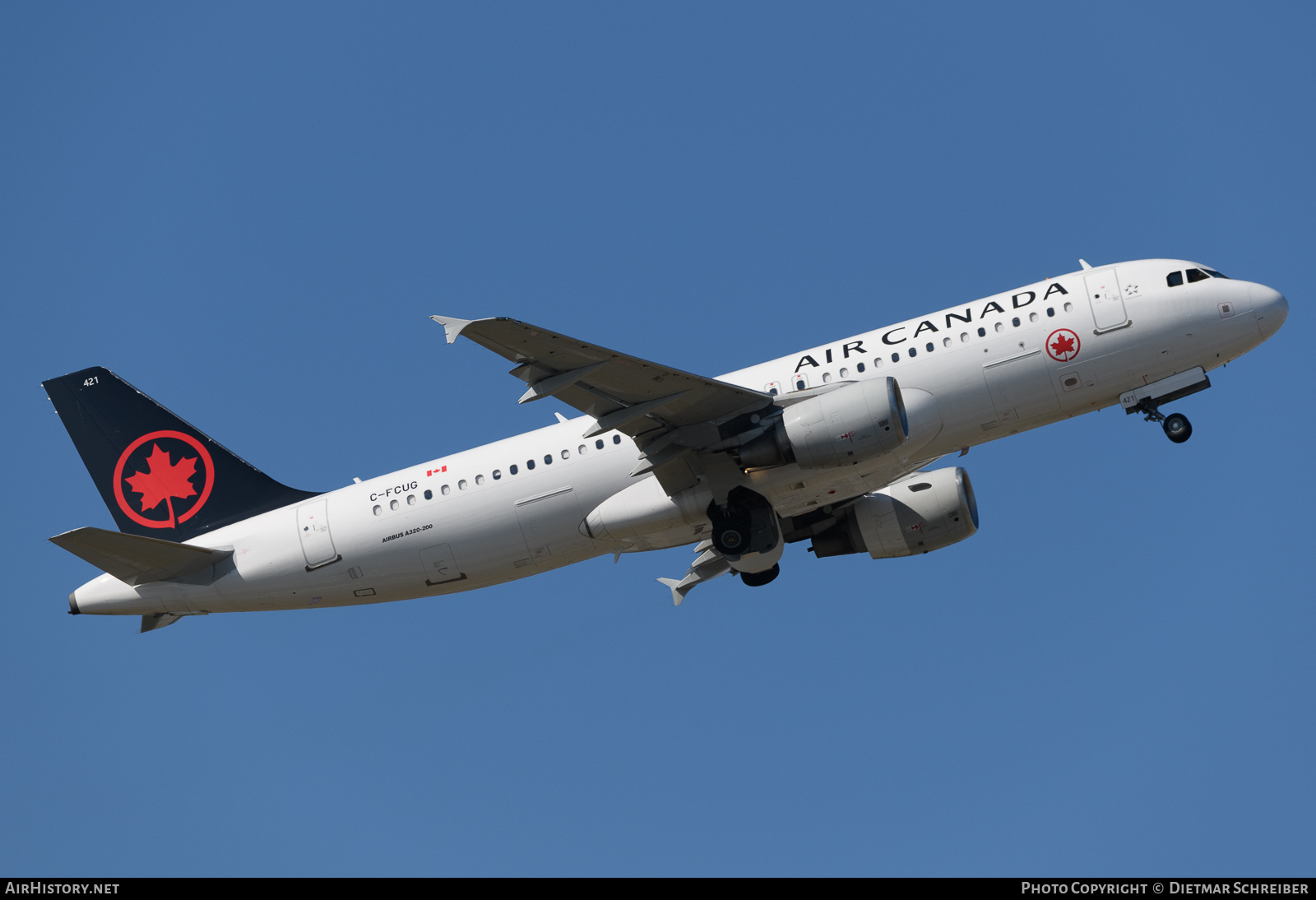 Aircraft Photo of C-FCUG | Airbus A320-214 | Air Canada | AirHistory.net #731342