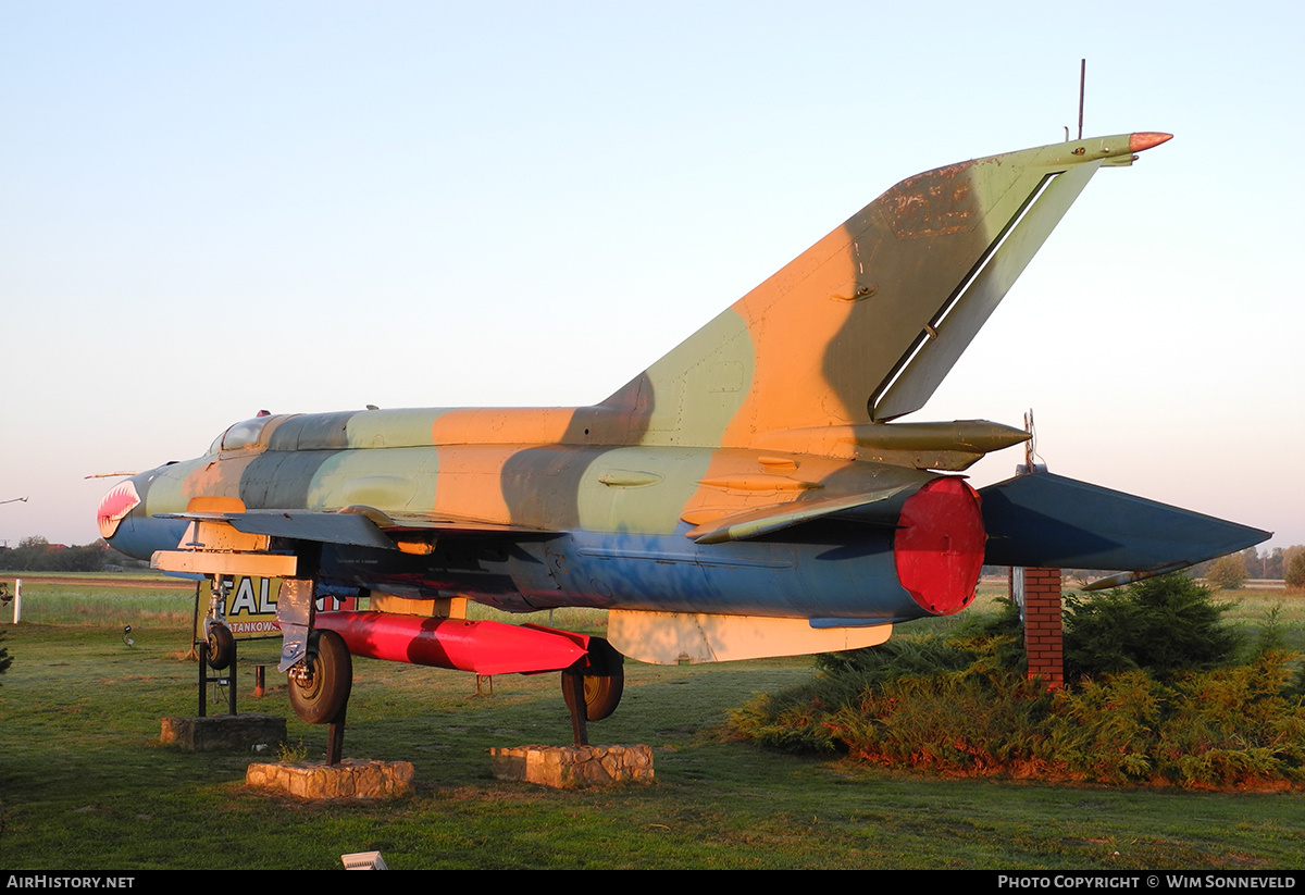 Aircraft Photo of 1810 | Mikoyan-Gurevich MiG-21M | Poland - Air Force | AirHistory.net #731349