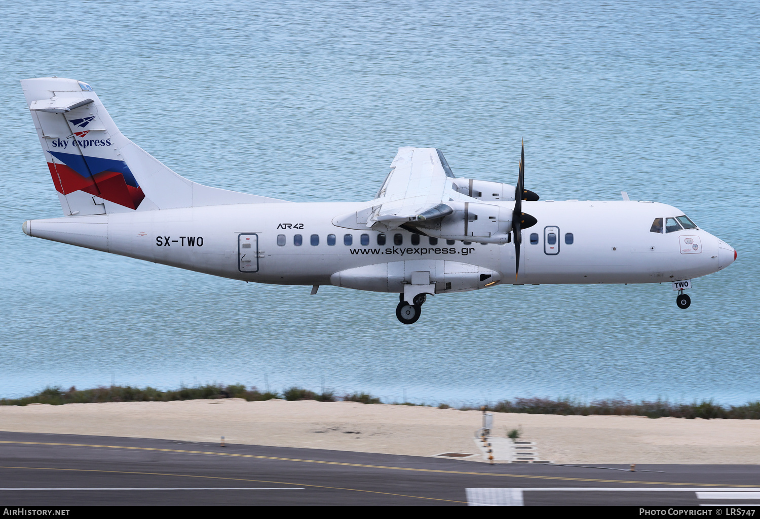 Aircraft Photo of SX-TWO | ATR ATR-42-500 | Sky Express | AirHistory.net #731573