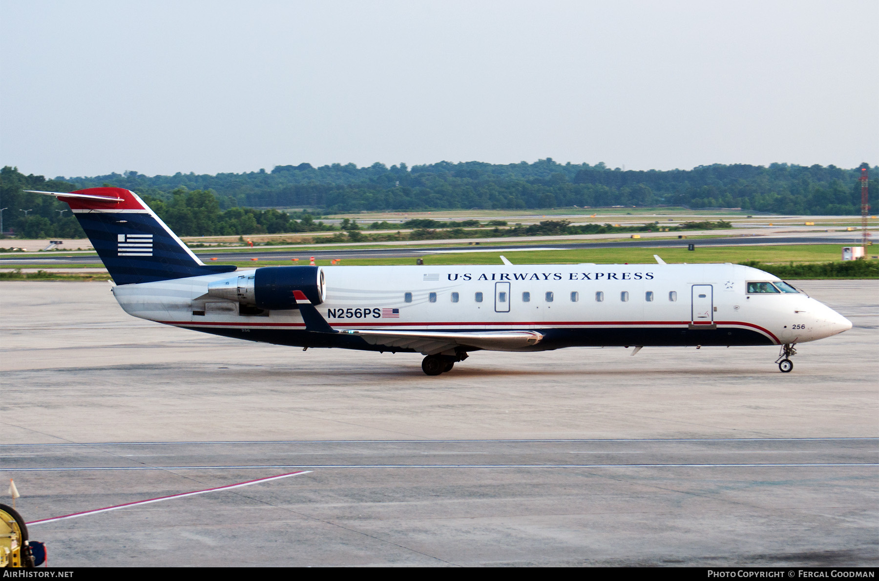 Aircraft Photo of N256PS | Bombardier CRJ-200LR (CL-600-2B19) | US Airways Express | AirHistory.net #731644
