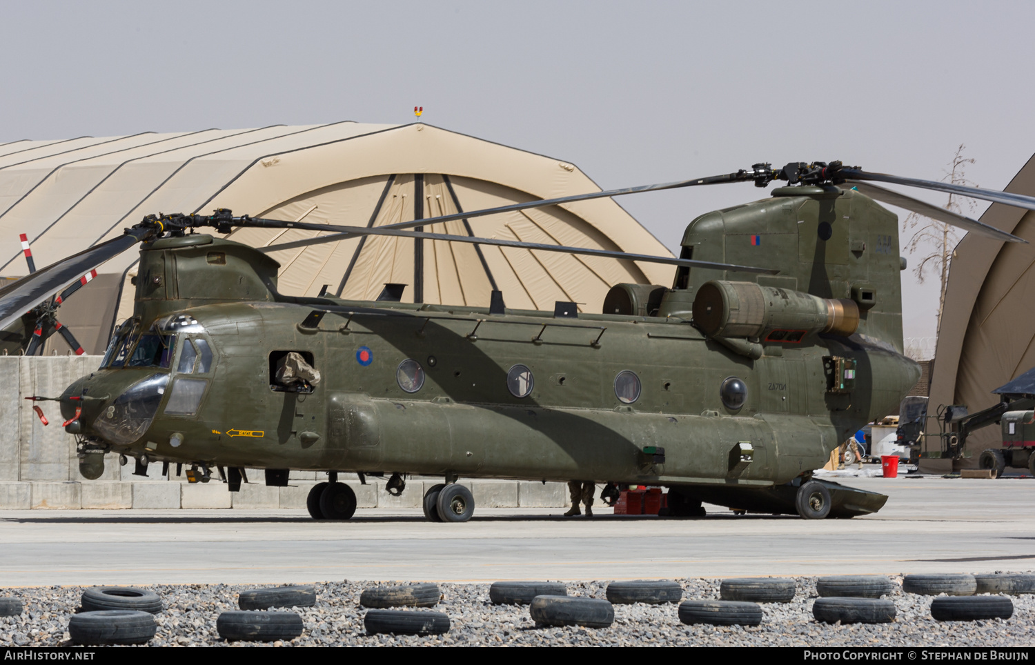 Aircraft Photo of ZA704 | Boeing Chinook HC2 (352) | UK - Air Force | AirHistory.net #731672