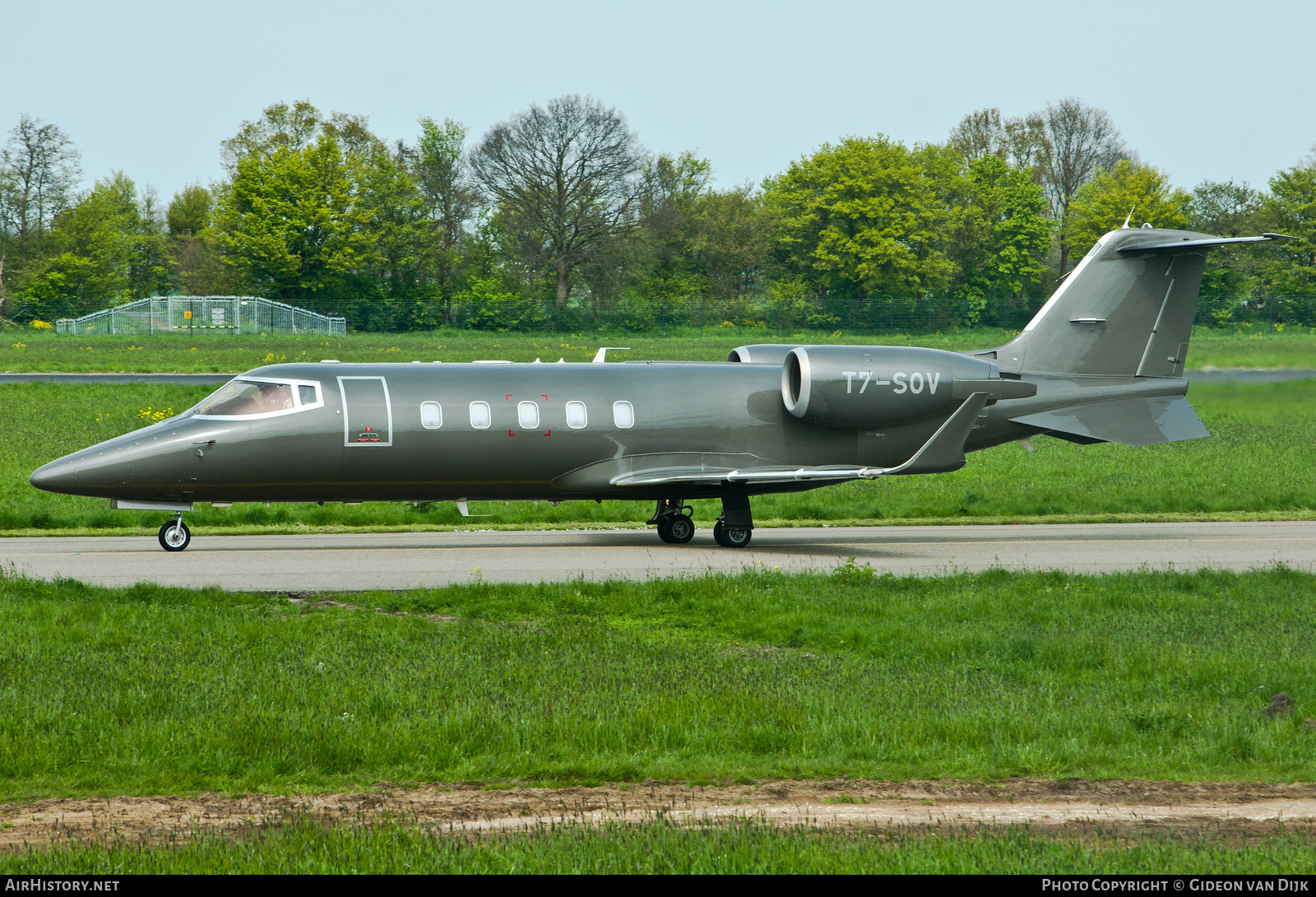 Aircraft Photo of T7-SOV | Learjet 60 | AirHistory.net #731851