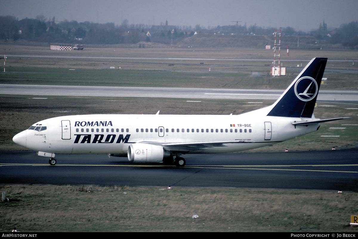 Aircraft Photo of YR-BGE | Boeing 737-38J | TAROM - Transporturile Aeriene Române | AirHistory.net #731920
