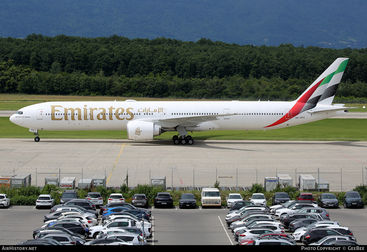Aircraft Photo of A6-PFK | Boeing 777-300/ER | Emirates | AirHistory.net #731957