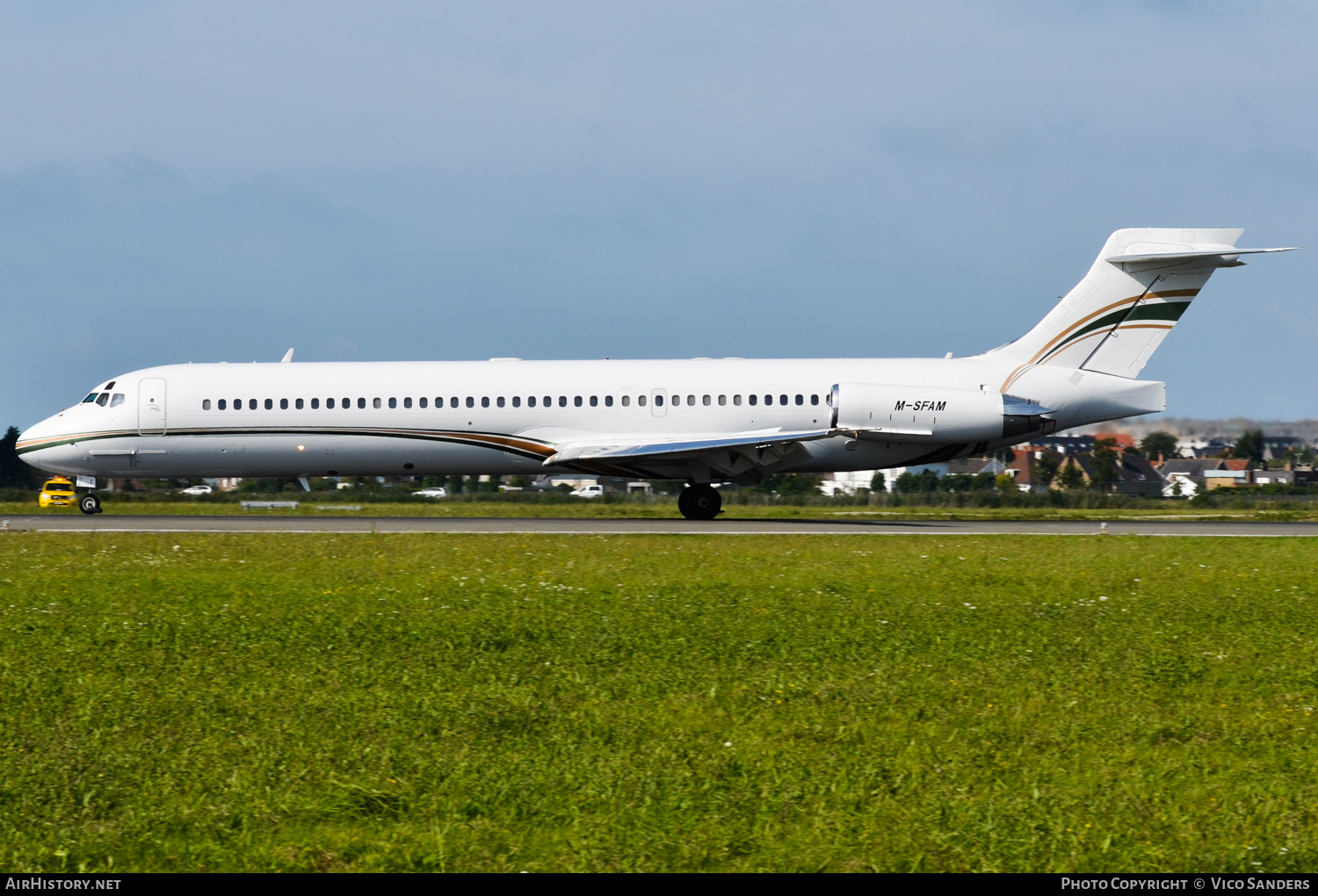 Aircraft Photo of M-SFAM | McDonnell Douglas MD-87 (DC-9-87) | AirHistory.net #732043