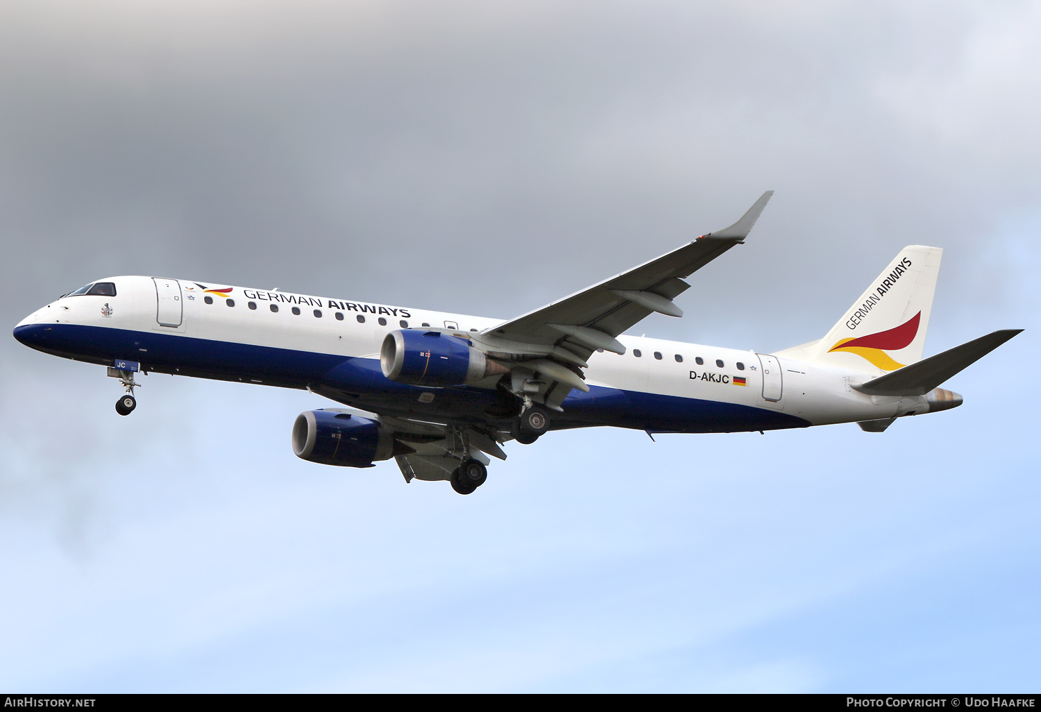 Aircraft Photo of D-AKJC | Embraer 195LR (ERJ-190-200LR) | German Airways | AirHistory.net #732064