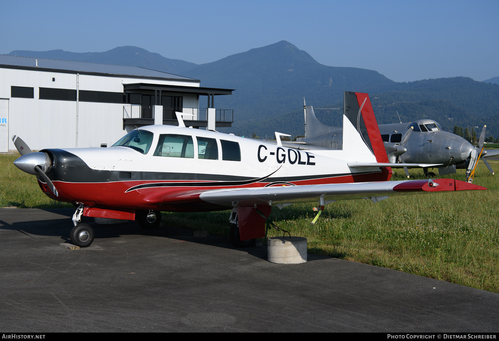 Aircraft Photo of C-GOLE | Mooney M-20F Executive | AirHistory.net #732076