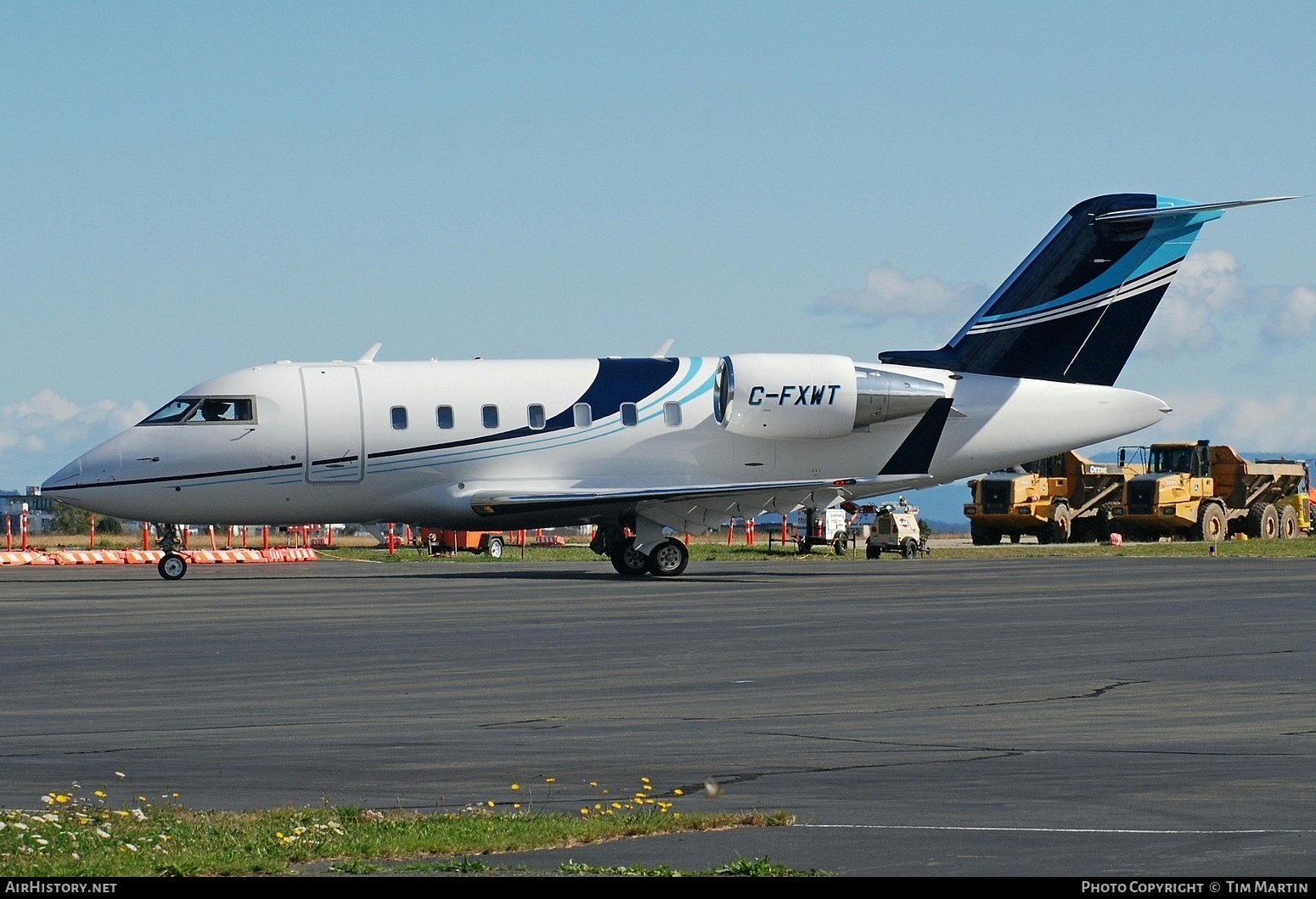 Aircraft Photo of C-FXWT | Bombardier Challenger 605 (CL-600-2B16) | AirHistory.net #732145