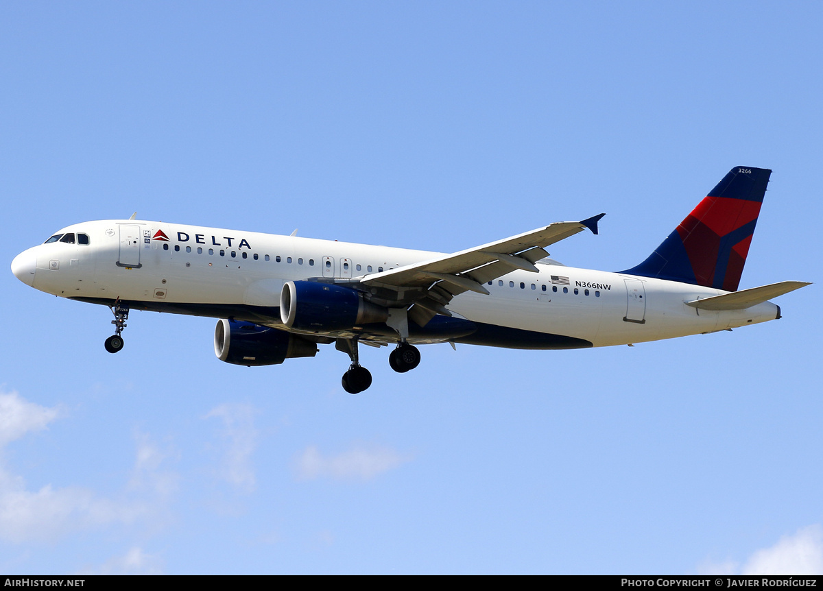 Aircraft Photo of N366NW | Airbus A320-212 | Delta Air Lines | AirHistory.net #732193