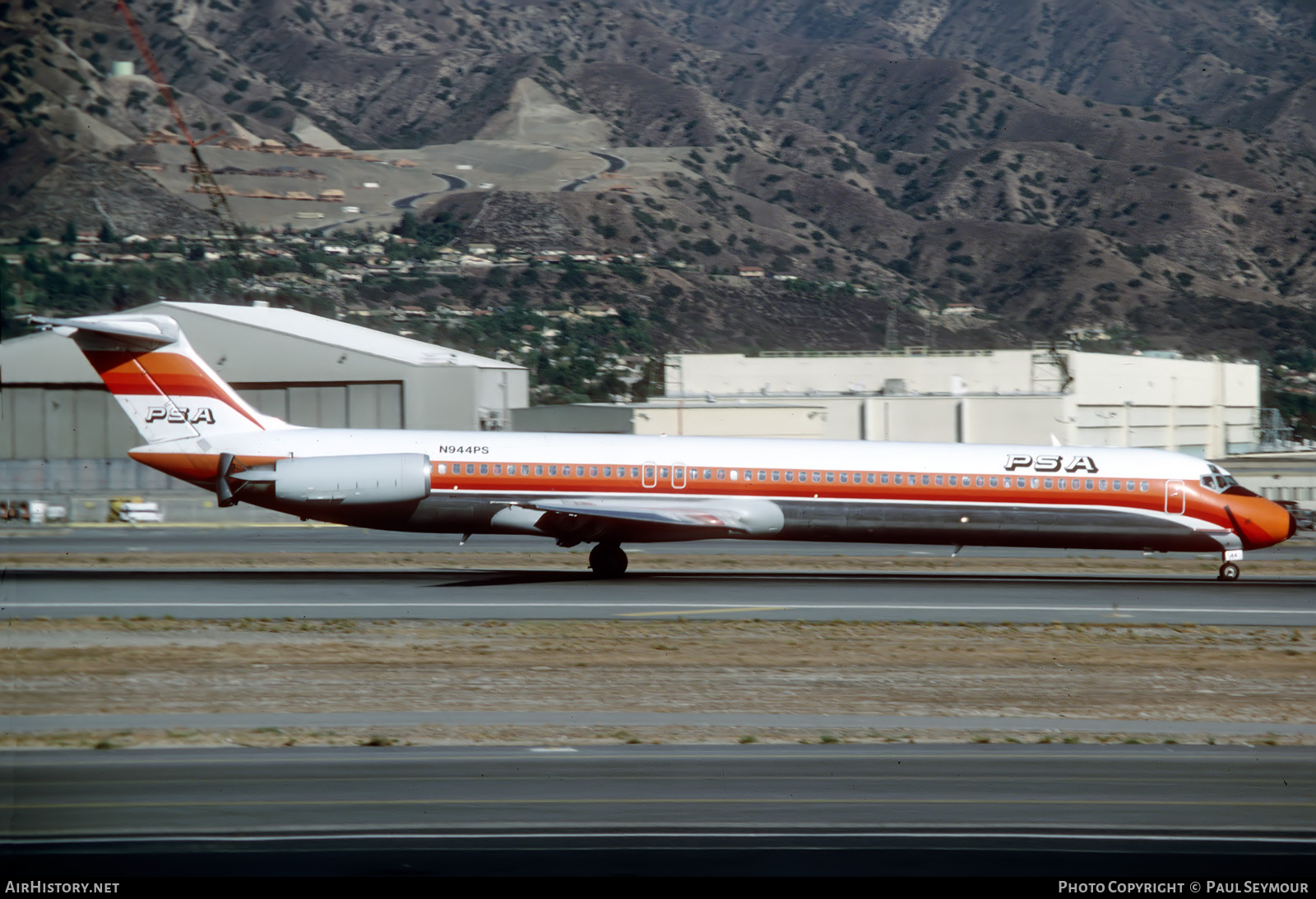 Aircraft Photo of N944PS | McDonnell Douglas MD-82 (DC-9-82) | PSA - Pacific Southwest Airlines | AirHistory.net #732223