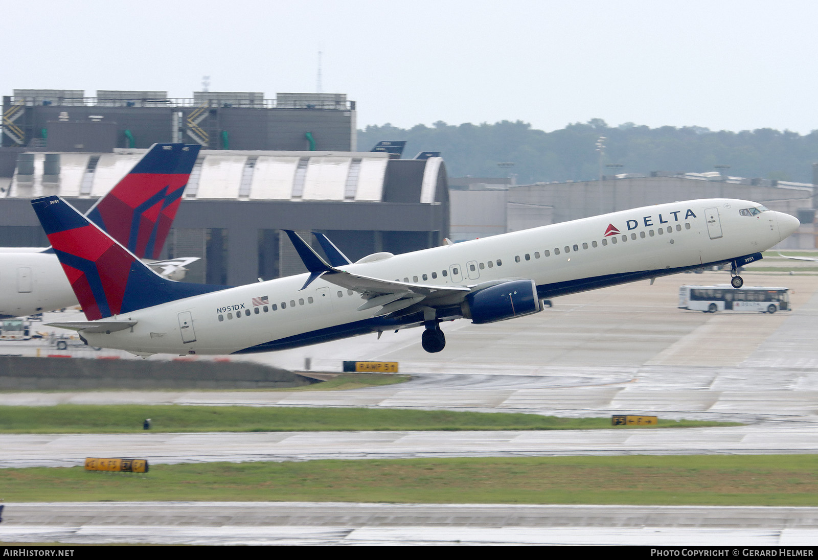 Aircraft Photo of N951DX | Boeing 737-9GP/ER | Delta Air Lines | AirHistory.net #732508