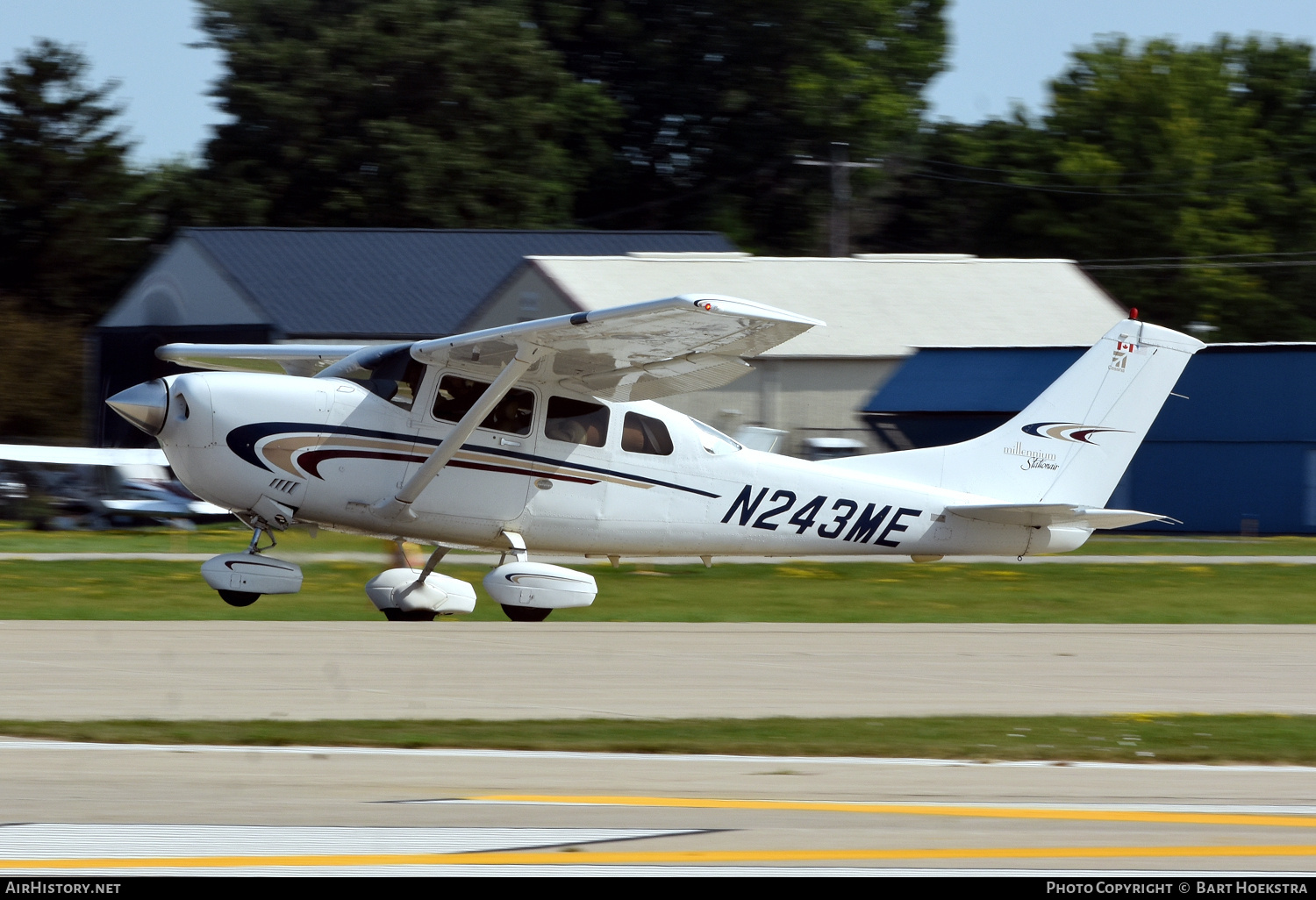 Aircraft Photo of N243ME | Cessna 206H Stationair | AirHistory.net #732542