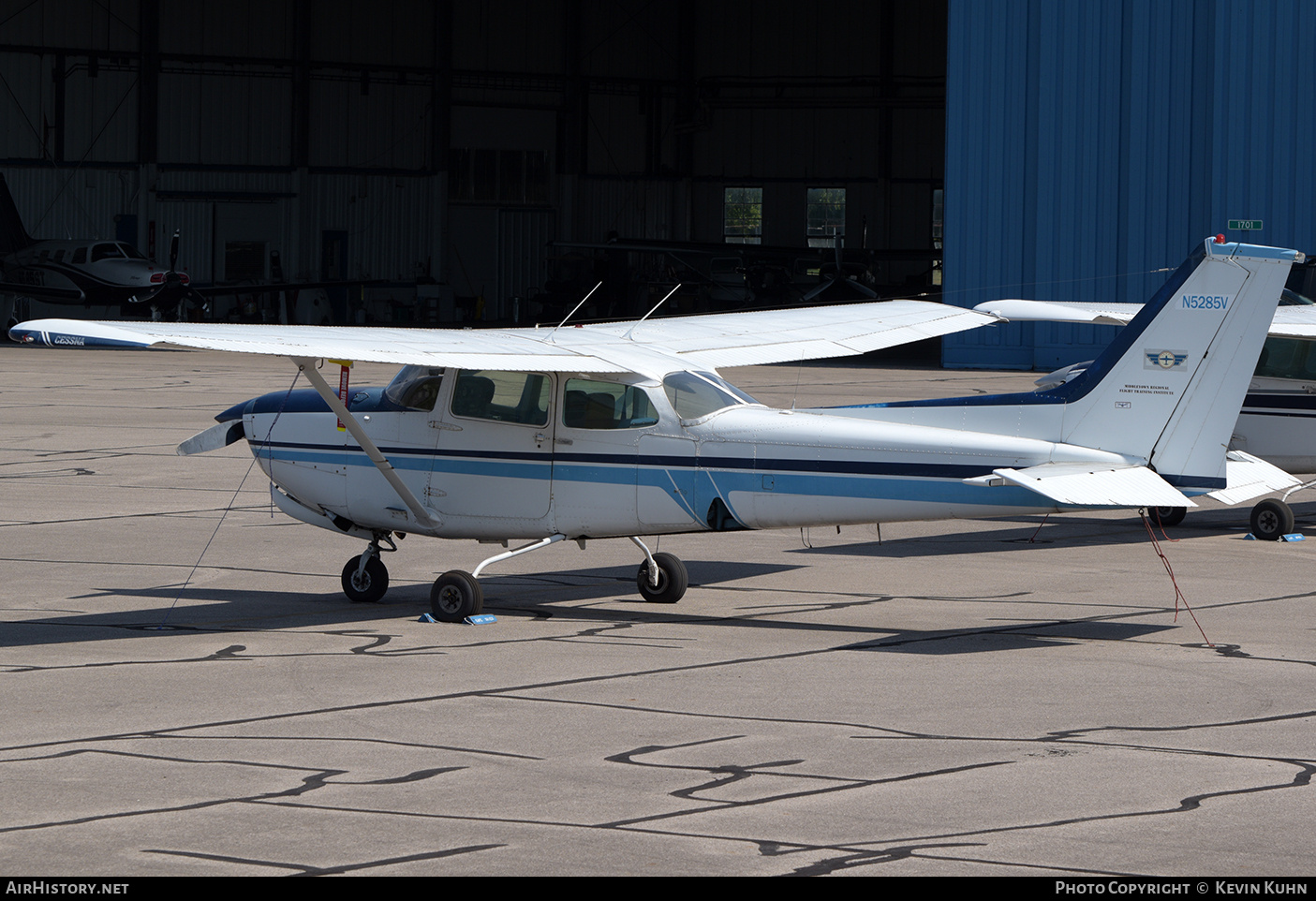 Aircraft Photo of N5285V | Cessna 172RG Cutlass RG | Middletown Regional Flight Training Institute | AirHistory.net #732591
