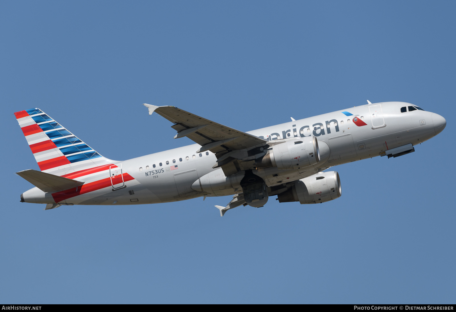 Aircraft Photo of N753US | Airbus A319-112 | American Airlines | AirHistory.net #732639
