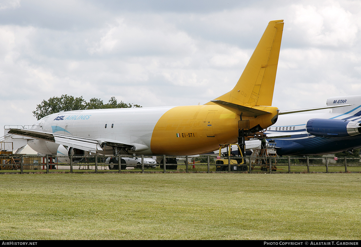 Aircraft Photo of EI-STI | Boeing 737-476(SF) | ASL Airlines | AirHistory.net #732707