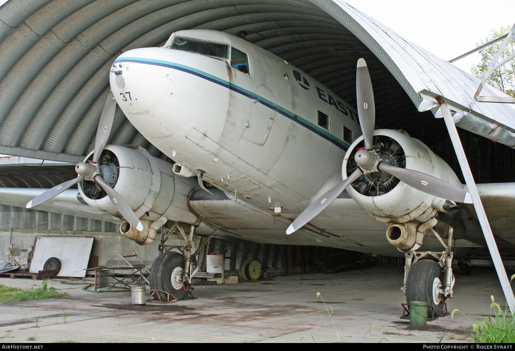 Aircraft Photo of N137PB | Douglas DC-3A | Eastern Express | AirHistory.net #732866