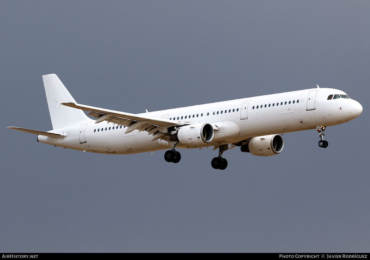 Aircraft Photo of D-AEUC | Airbus A321-211 | AirHistory.net #732872