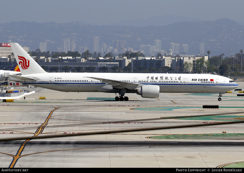 Aircraft Photo of B-2033 | Boeing 777-39L/ER | Air China | AirHistory.net #732874