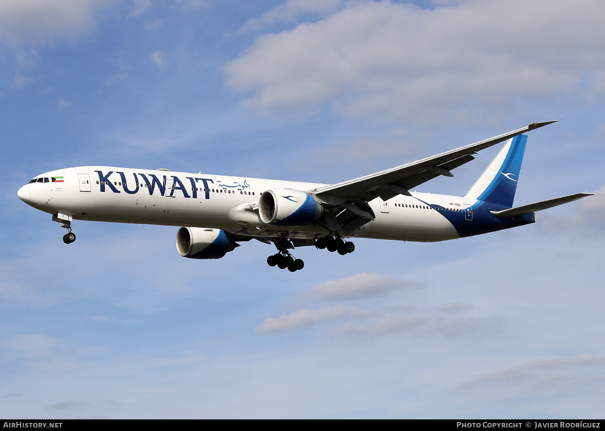 Aircraft Photo of 9K-AOD | Boeing 777-300/ER | Kuwait Airways | AirHistory.net #732879