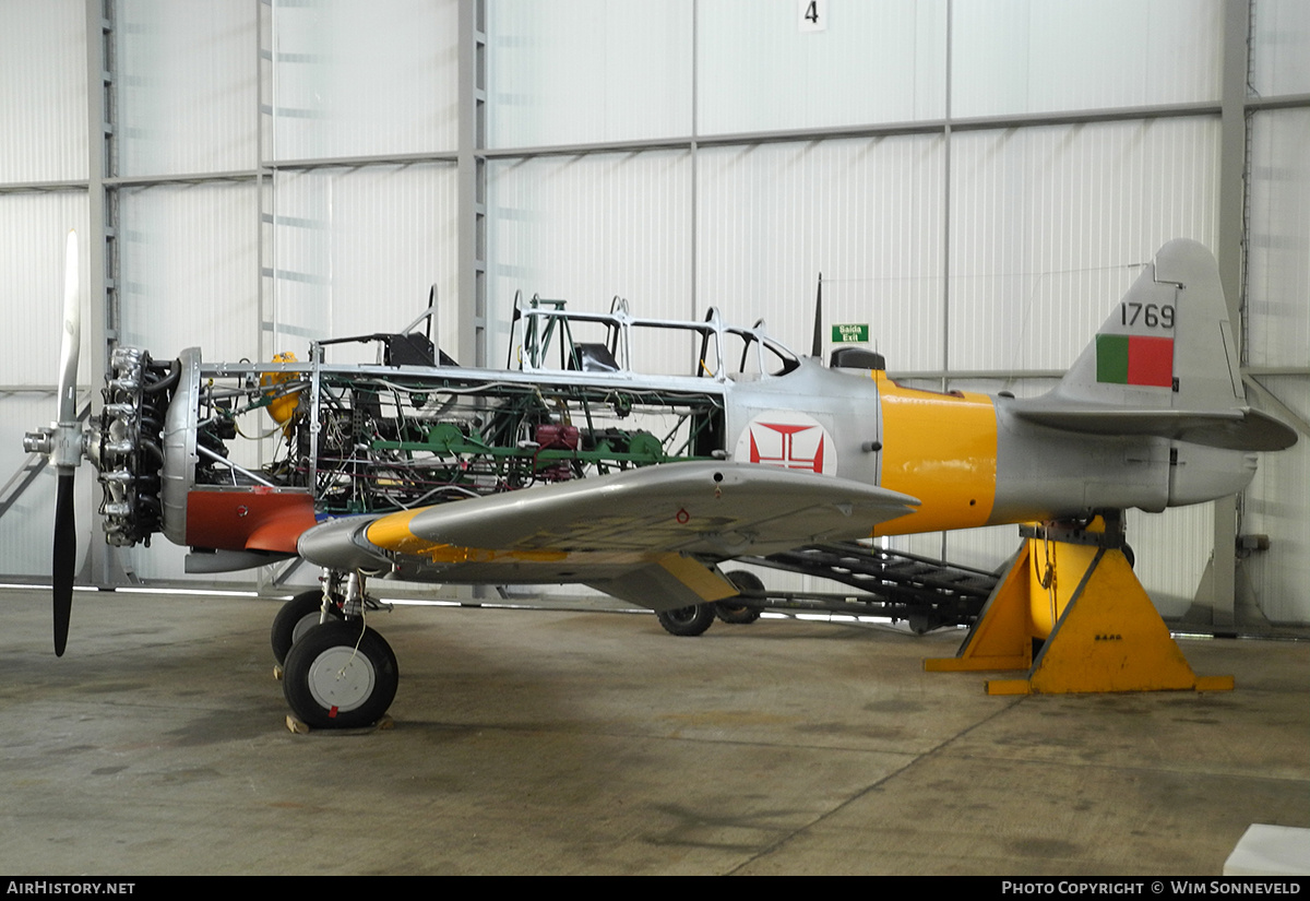 Aircraft Photo of 1769 | North American T-6J Texan | Portugal - Air Force | AirHistory.net #732975