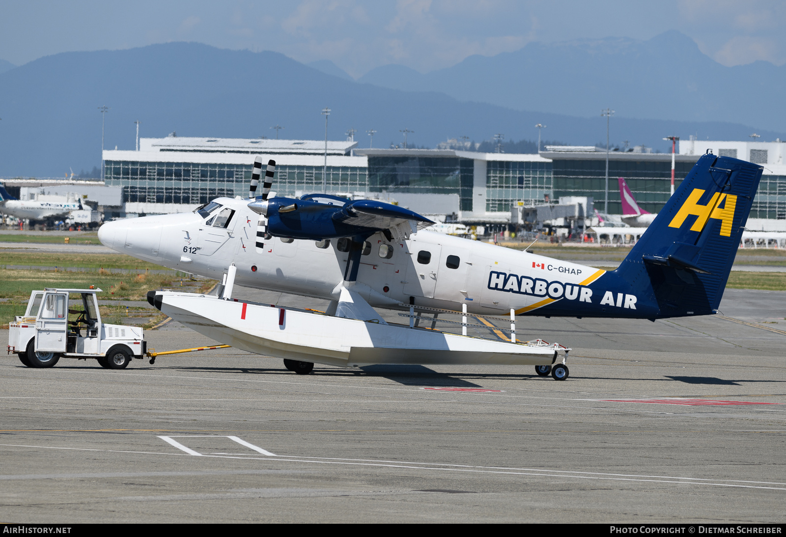 Aircraft Photo of C-GHAP | De Havilland Canada DHC-6-300 Twin Otter | Harbour Air | AirHistory.net #733023