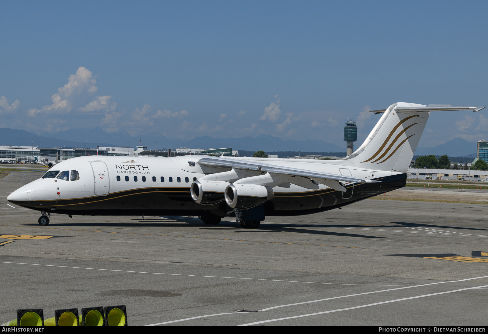 Aircraft Photo of C-GSUI | BAE Systems Avro 146-RJ100 | North Cariboo Air | AirHistory.net #733055