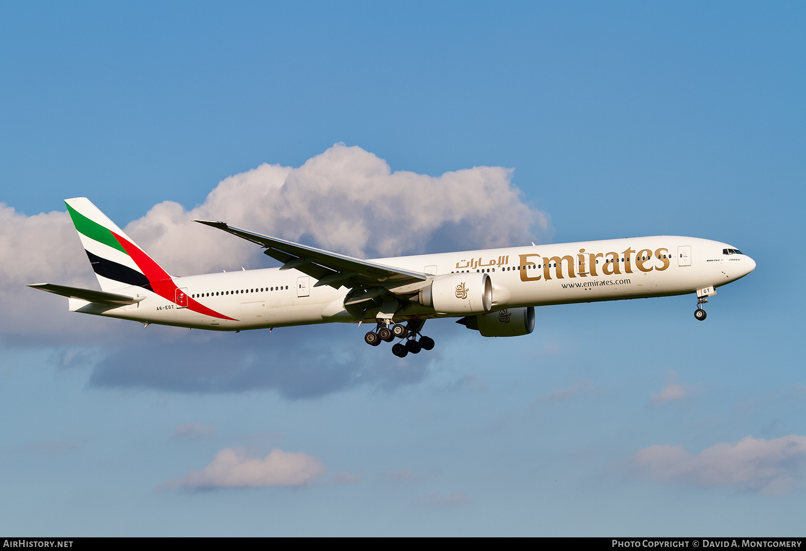 Aircraft Photo of A6-EGT | Boeing 777-31H/ER | Emirates | AirHistory.net #733087