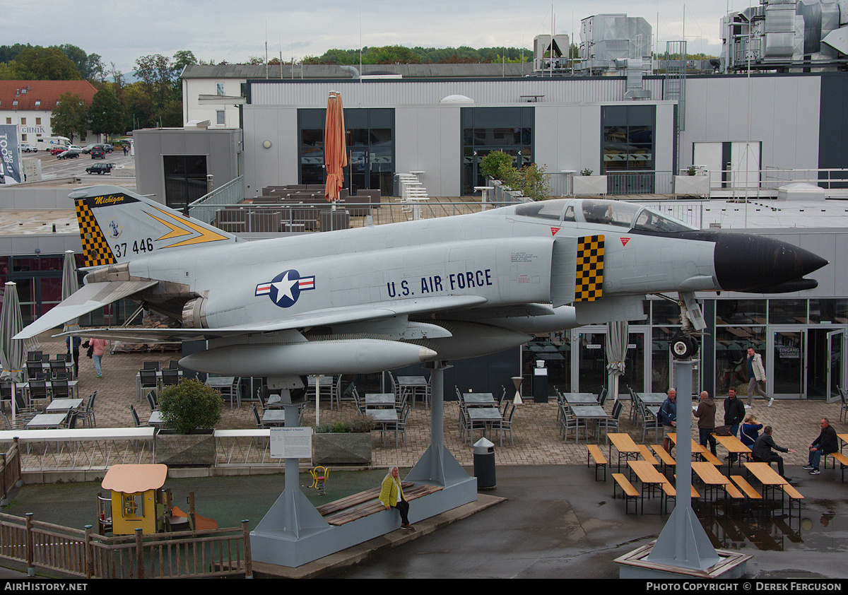 Aircraft Photo of 63-7446 / 37446 | McDonnell F-4C Phantom II | USA - Air Force | AirHistory.net #733286