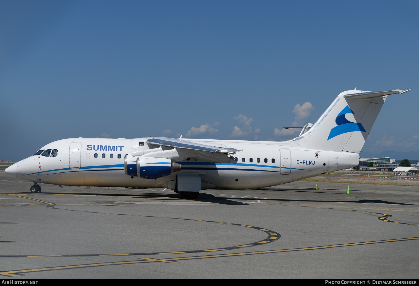 Aircraft Photo of C-FLRJ | British Aerospace Avro 146-RJ85 | Summit Air | AirHistory.net #733369