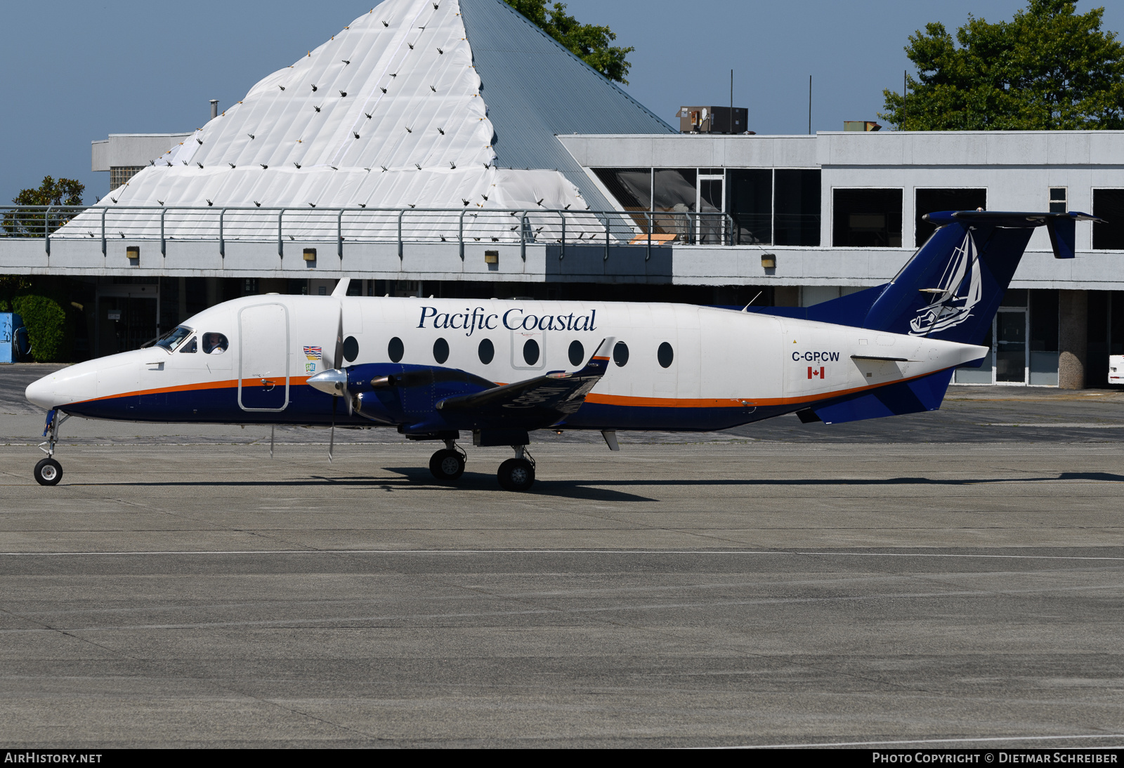 Aircraft Photo of C-GPCW | Raytheon 1900D | Pacific Coastal Airlines | AirHistory.net #733381