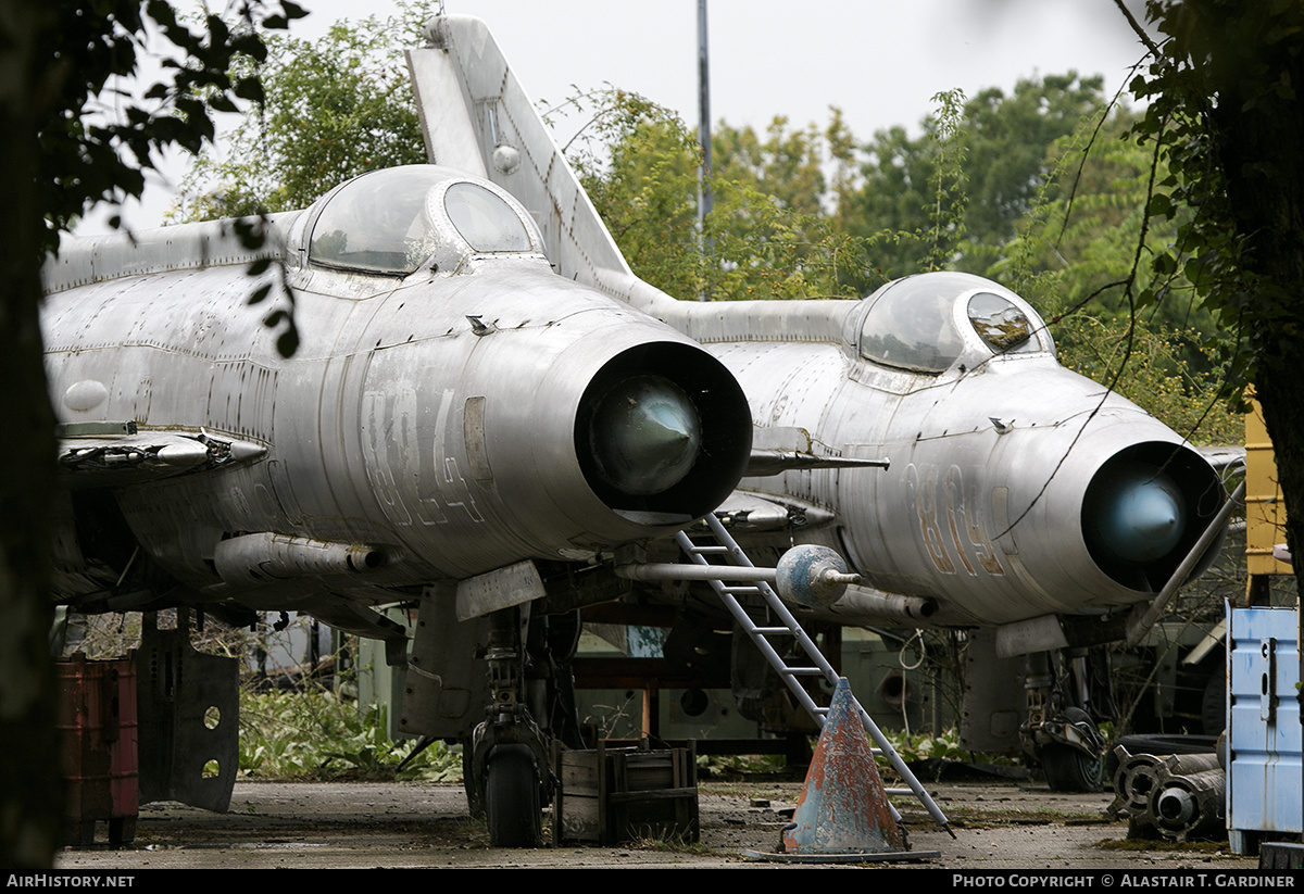 Aircraft Photo of 824 | Mikoyan-Gurevich MiG-21F-13 | Hungary - Air Force | AirHistory.net #733517