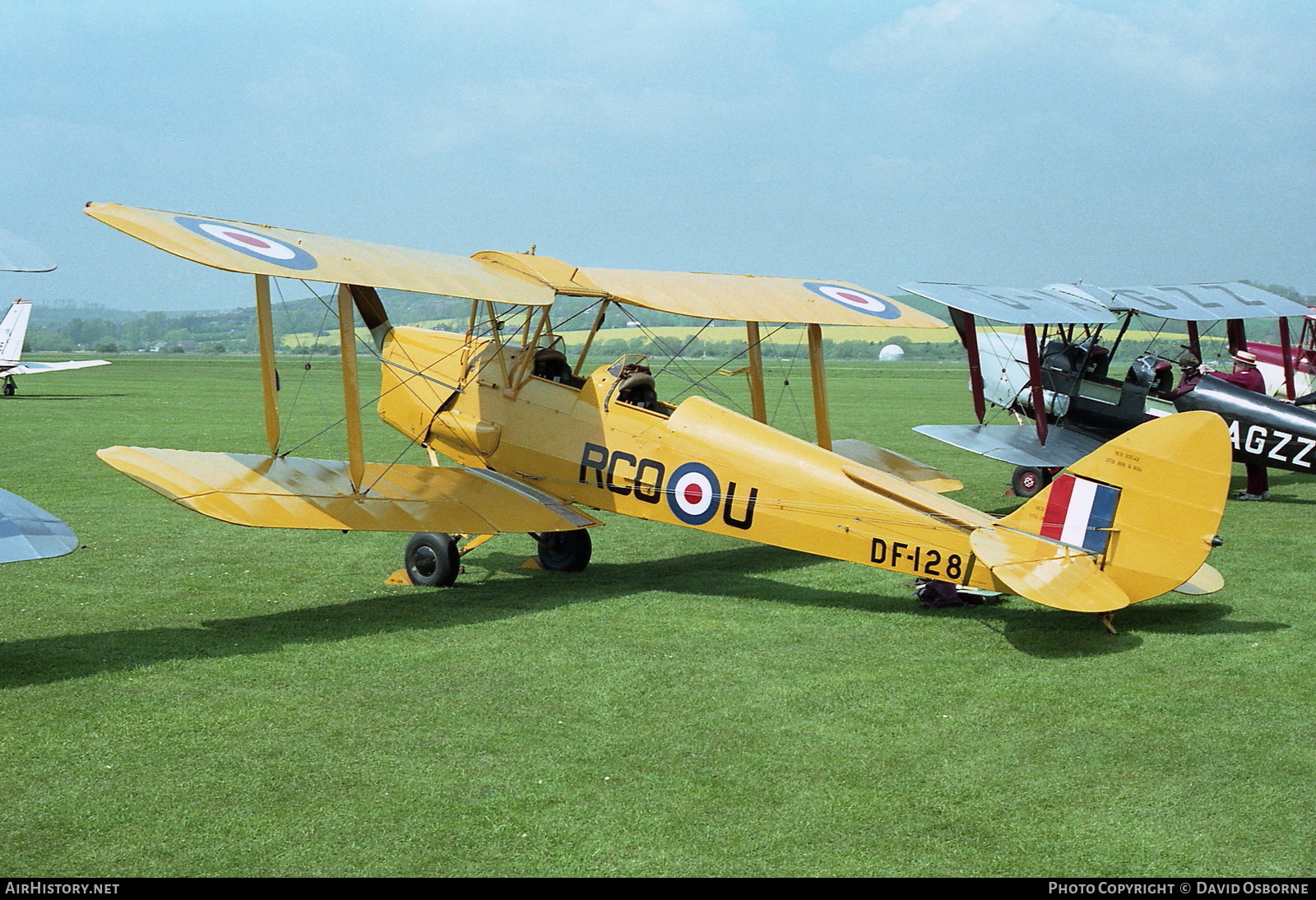Aircraft Photo of G-AOJJ / DF128 | De Havilland D.H. 82A Tiger Moth II | UK - Air Force | AirHistory.net #733560