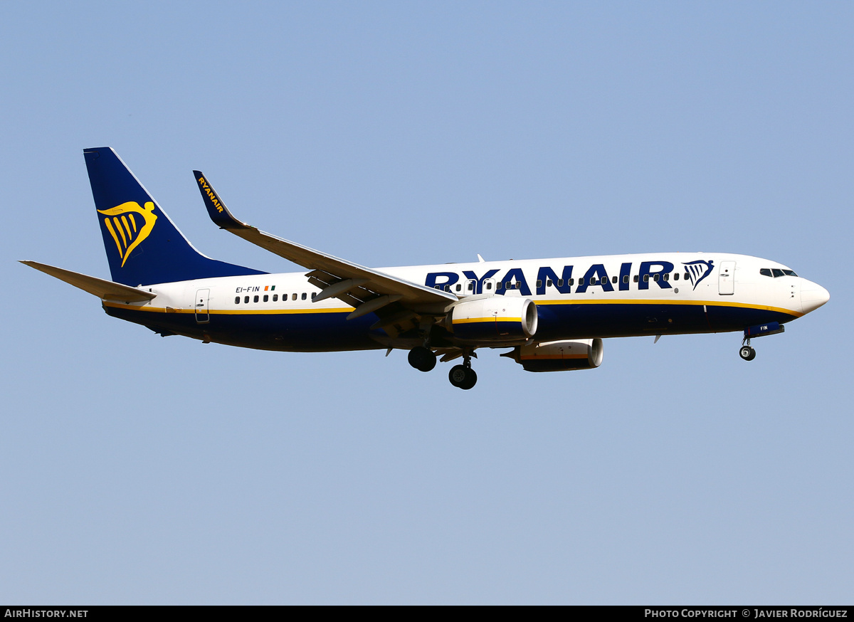 Aircraft Photo of EI-FIN | Boeing 737-8AS | Ryanair | AirHistory.net #733600