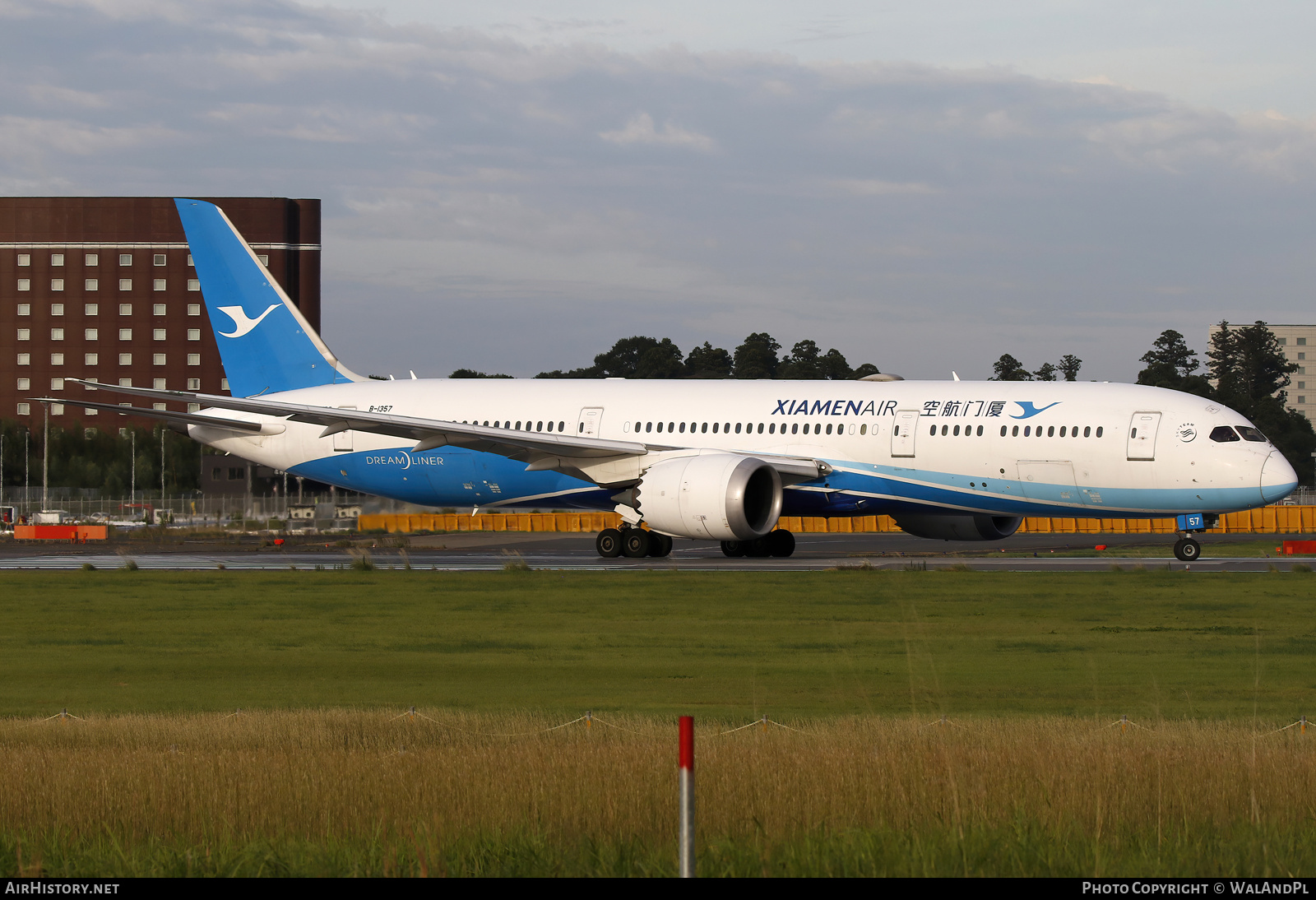 Aircraft Photo of B-1357 | Boeing 787-9 Dreamliner | Xiamen Airlines | AirHistory.net #733621