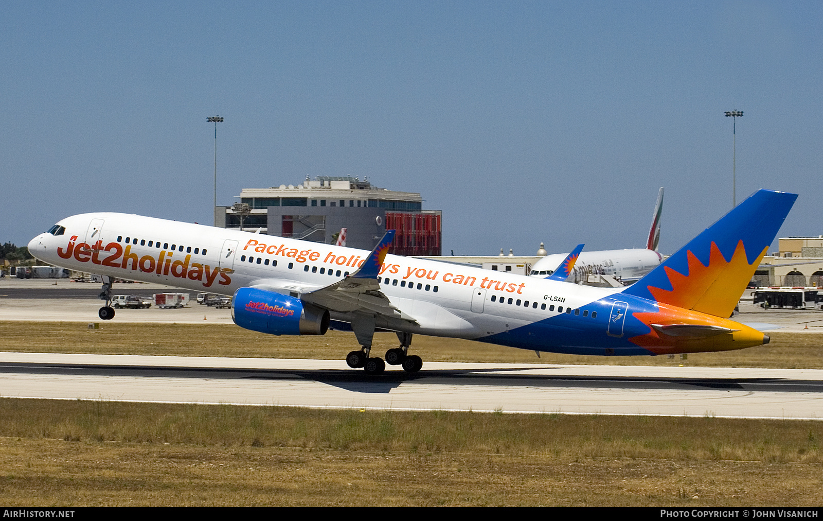 Aircraft Photo of G-LSAN | Boeing 757-2K2 | Jet2 Holidays | AirHistory.net #733634