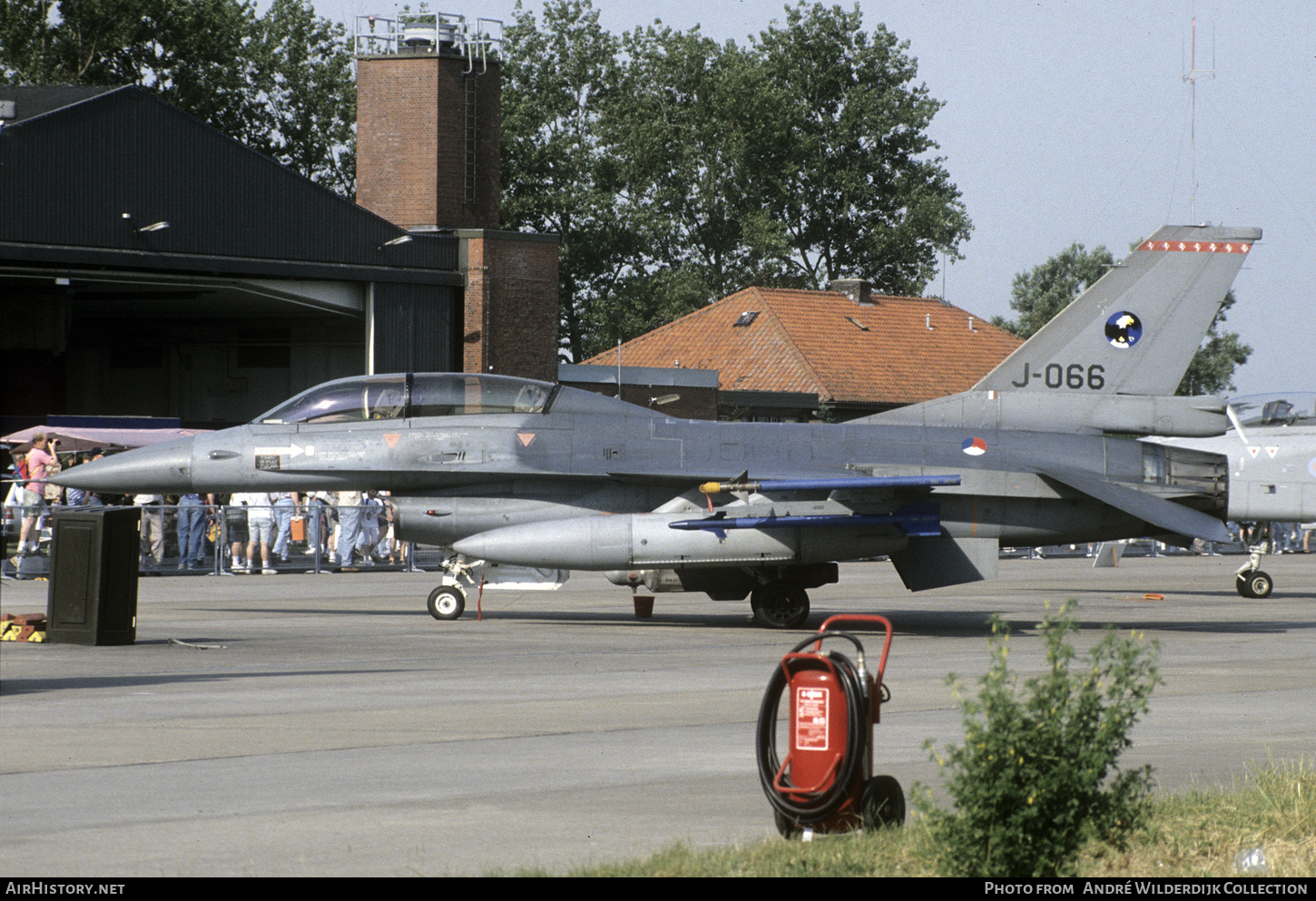 Aircraft Photo of J-066 | General Dynamics F-16B Fighting Falcon | Netherlands - Air Force | AirHistory.net #733721