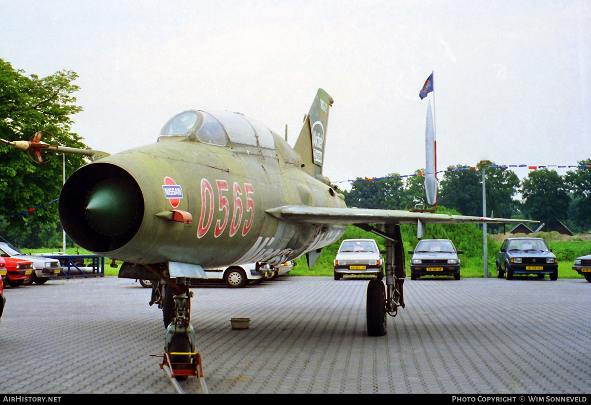 Aircraft Photo of 0565 | Mikoyan-Gurevich MiG-21UM | Hungary - Air Force | AirHistory.net #733798