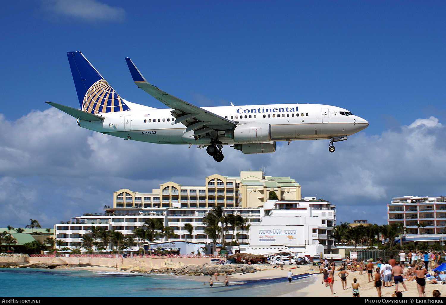 Aircraft Photo of N27733 | Boeing 737-724 | Continental Airlines | AirHistory.net #733879