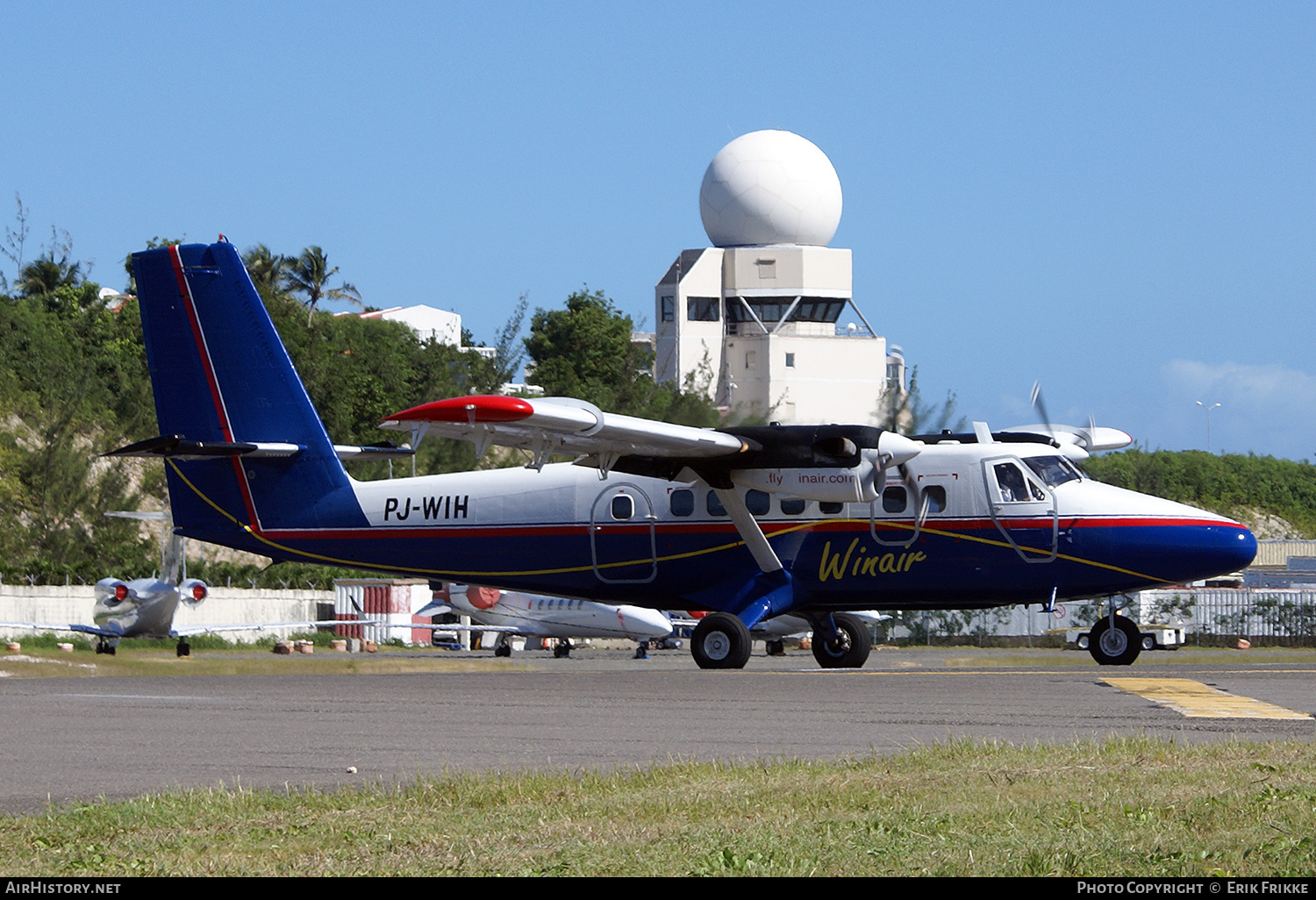 Aircraft Photo of PJ-WIH | De Havilland Canada DHC-6-300 Twin Otter | Winair - Windward Islands Airways | AirHistory.net #733884