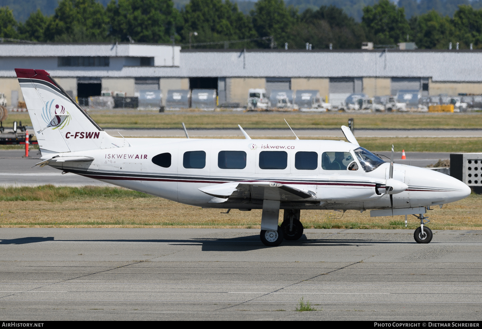Aircraft Photo of C-FSWN | Piper PA-31-350 Navajo Chieftain | Iskwew Air | AirHistory.net #733920