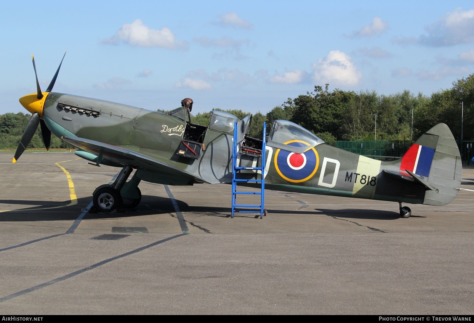 Aircraft Photo of G-AIDN / MT818 | Supermarine 502 Spitfire T8 | UK - Air Force | AirHistory.net #733936